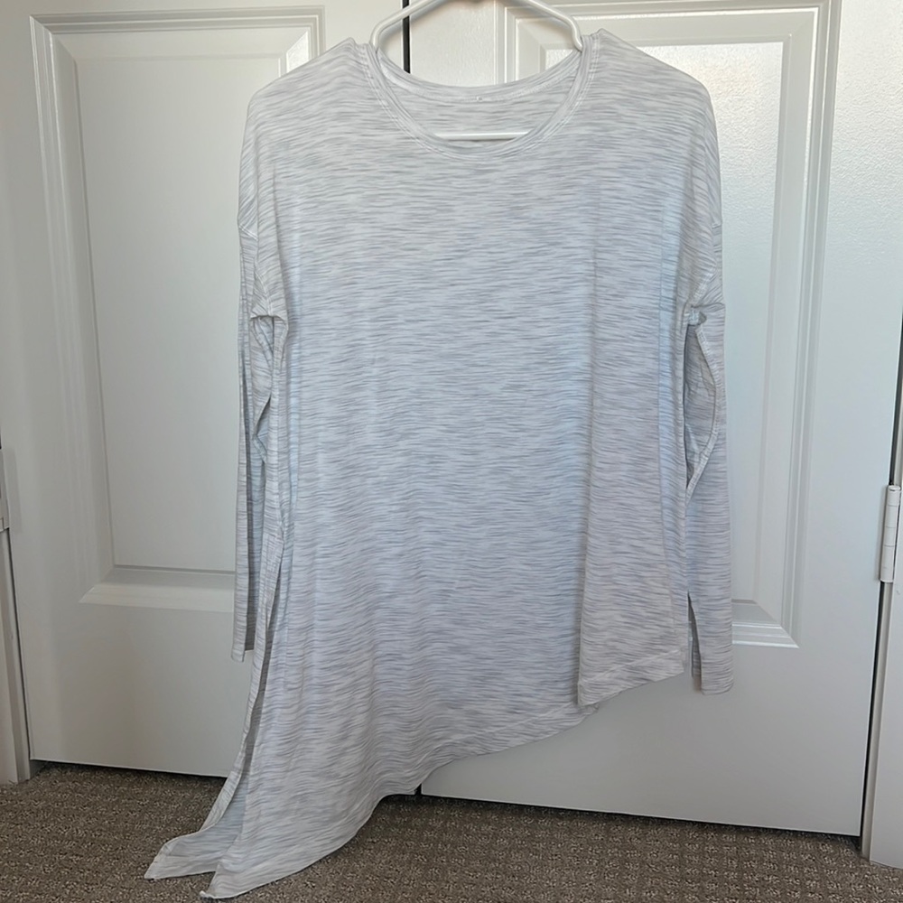 Lululemon long sleeve split hem shirt